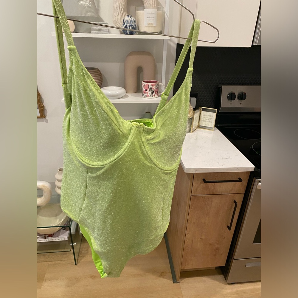 BRAND NEW Good American Swimsuit